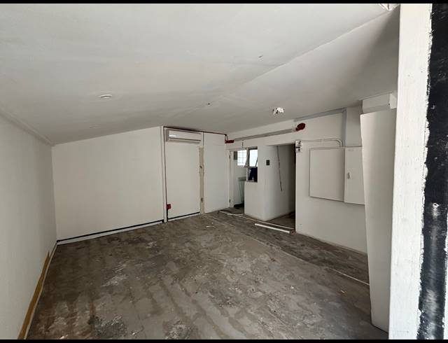 135M² RETAIL TO LET IN AUDAS ESTATE